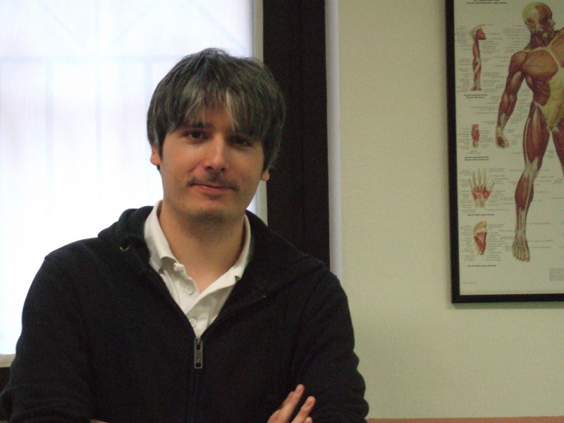 Marco Garofalo<br>Nato a Milano 12/02/1981<br>
<p>Formazione<br>1999-2000 : maturità scientifica<br>2003-2004 : Laurea in Fisioterapia conseguita presso l’Università degli Studi dell’Insubria<br /> <br>Esperienze professionali<br>Dal 2005 al 2007: fisioterapista libero professionista<br>Dal 2007 ad oggi: fisioterapista (full time ) presso “Fondazione Velini Onlus”</p>